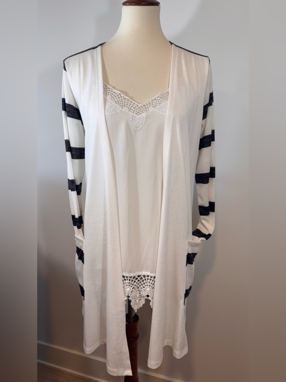 LuLaRoe Cream and Grey Striped Caroline Cardigan Ladies M (10/12) NEW!